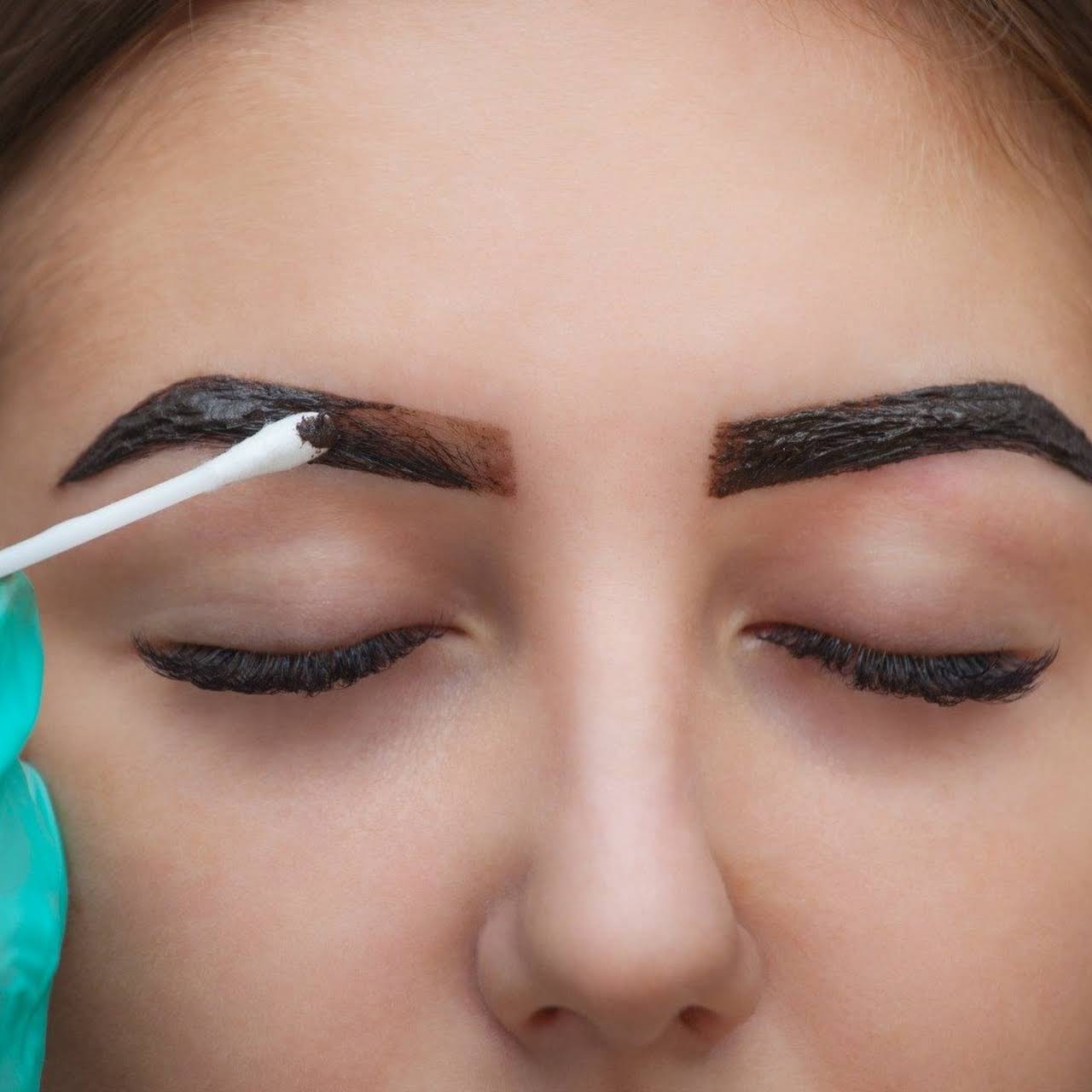 Brow Tinting